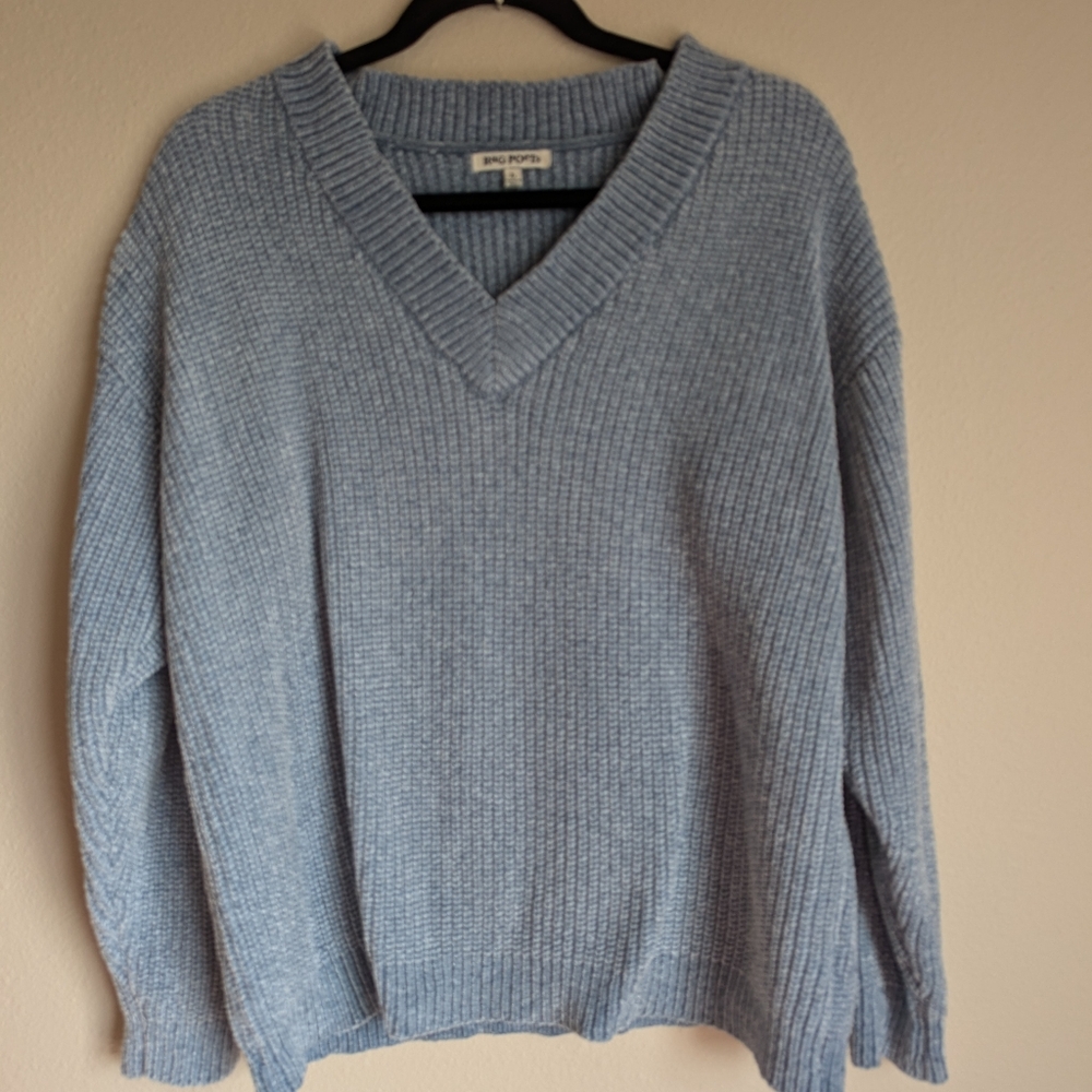 Rag Poets Gray V-neck Sweater Size L